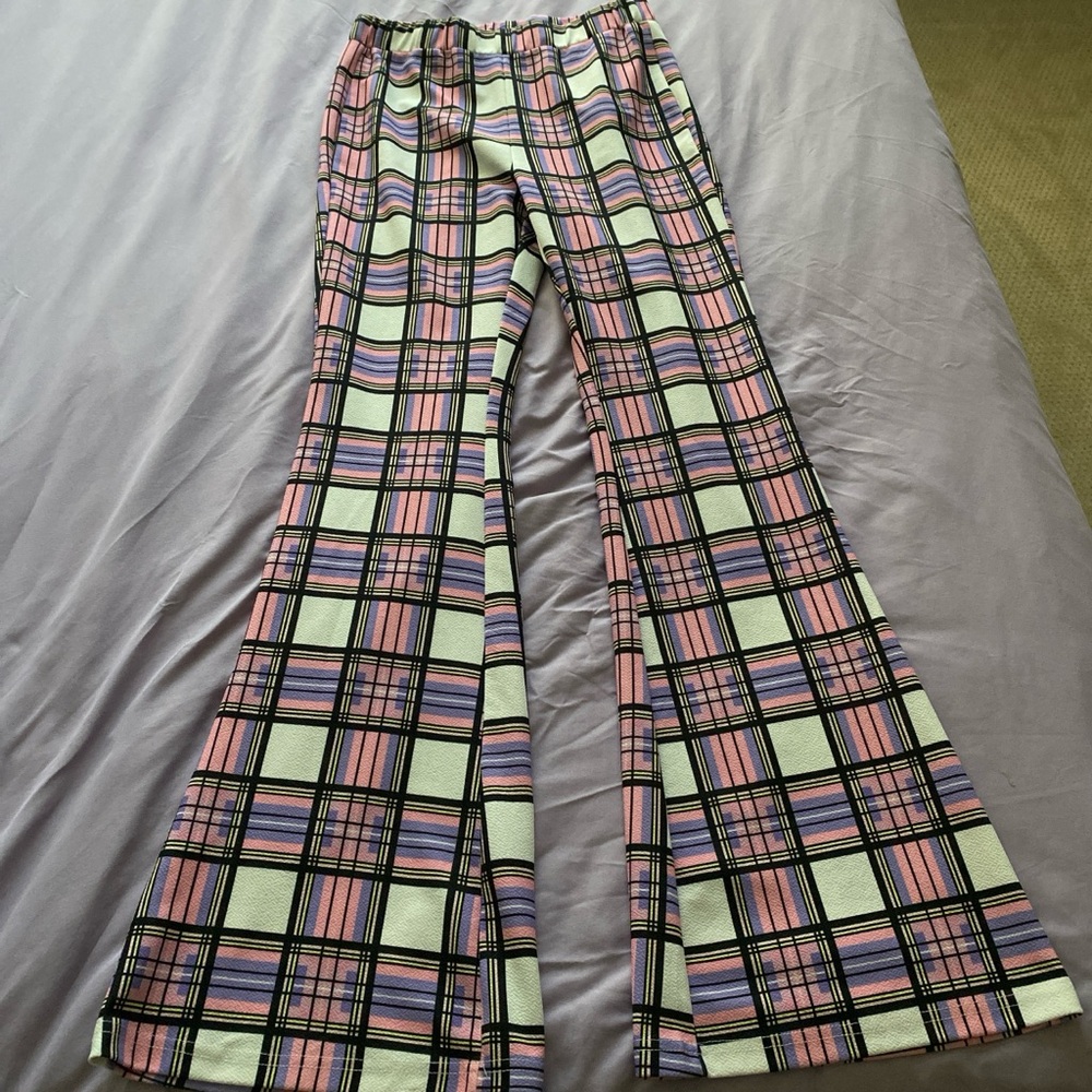 SHEIN Multicolor Patterned Fabric